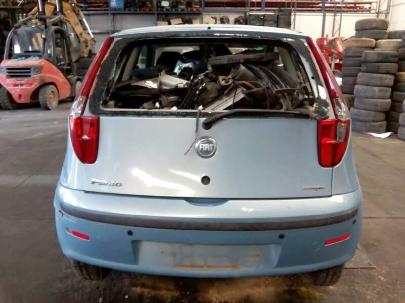 fiat punto berlina (188) del año 2005