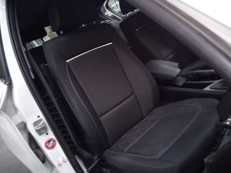 bmw serie 1 berlina (e81/e87) del año 2010