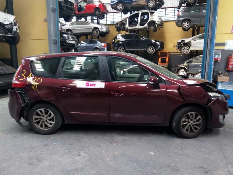 renault scenic iii del año 2013