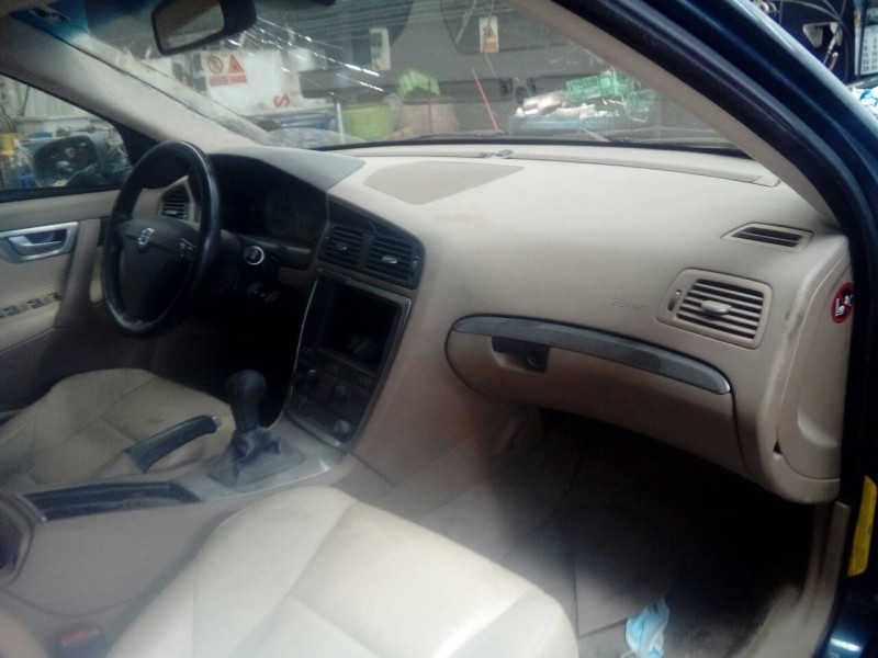 volvo s60 berlina del año 2008