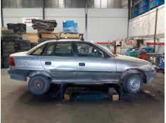 opel astra f berlina del año 1996