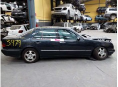 mercedes-benz clase e (w210) berlina diesel del año 2001