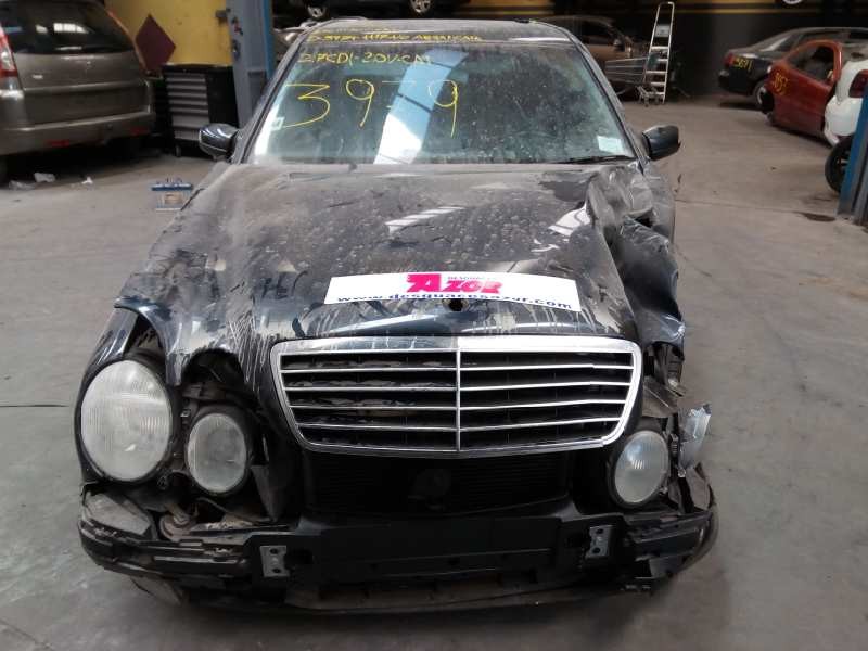 mercedes-benz clase e (w210) berlina diesel del año 2001