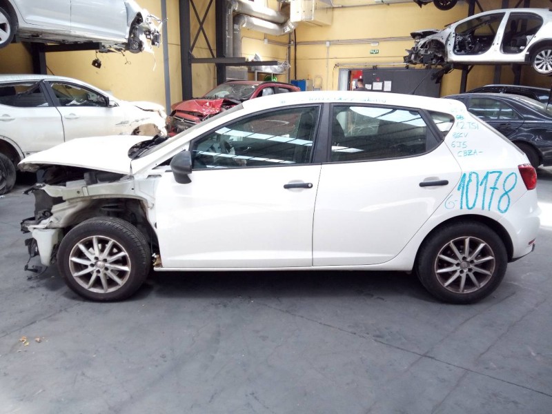 seat ibiza (6j5) del año 2013