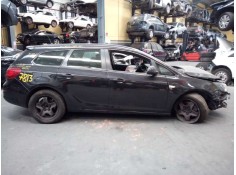opel astra j sports tourer del año 2011
