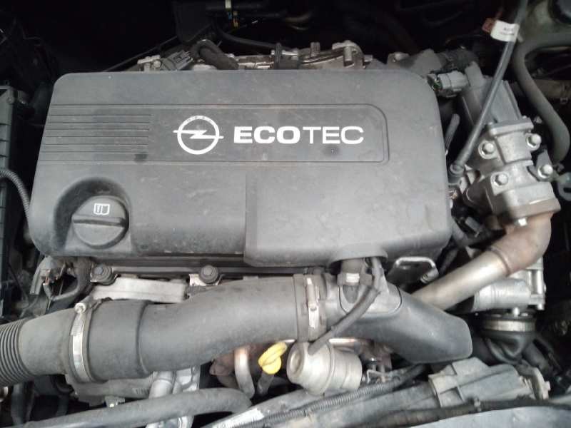 opel astra j sports tourer del año 2011