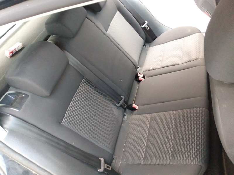 volkswagen golf vi (5k1) del año 2011