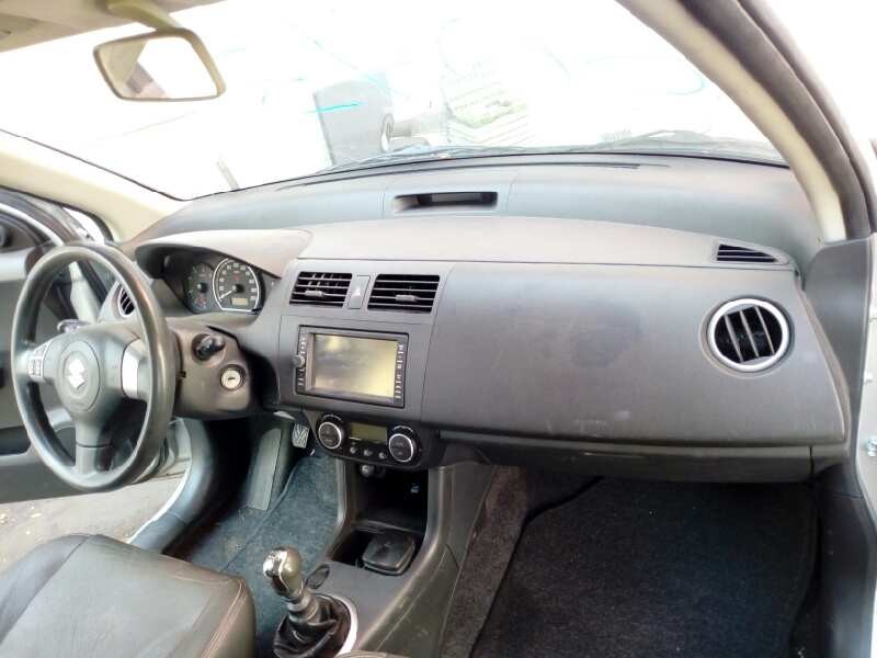 suzuki swift berlina (mz) del año 2008