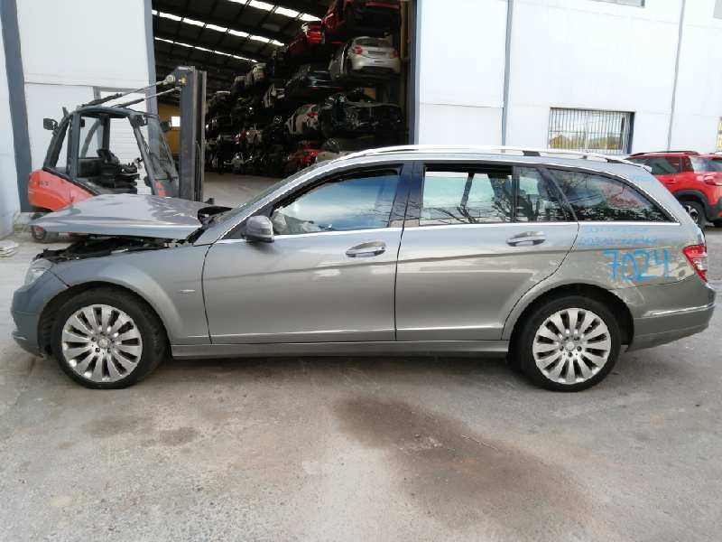 mercedes-benz clase c (w204) familiar del año 2010
