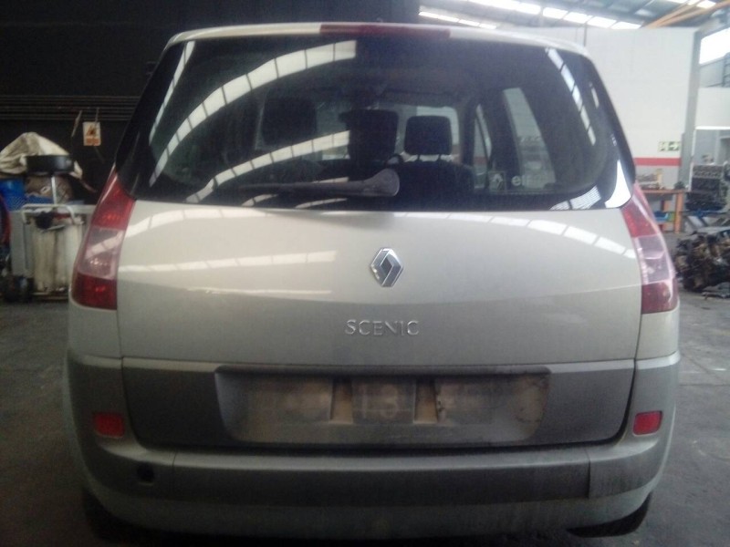 renault scenic ii del año 2004
