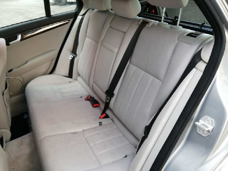 mercedes-benz clase c (w204) familiar del año 2010