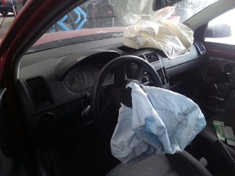 volkswagen polo (9n1) del año 2003