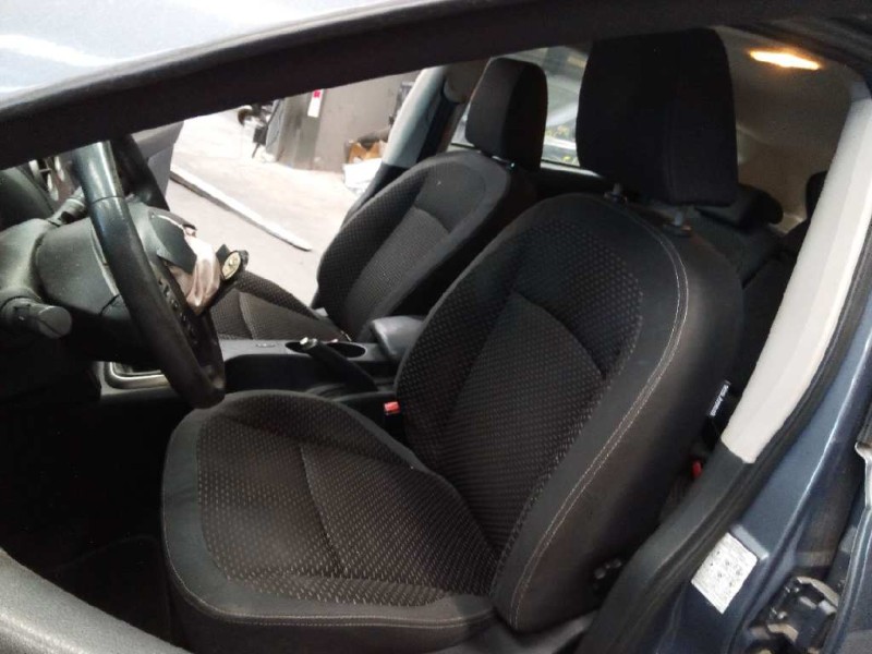 nissan qashqai (j10) del año 2008