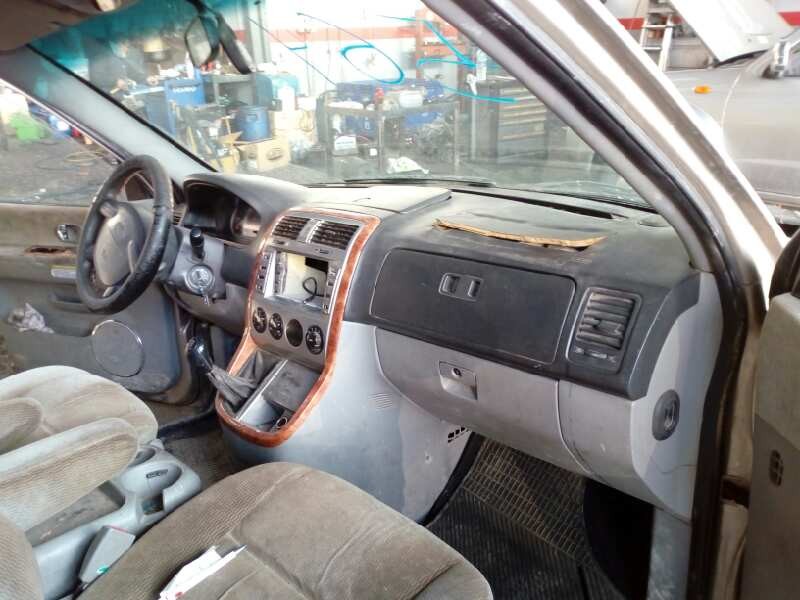kia carnival ii del año 2004
