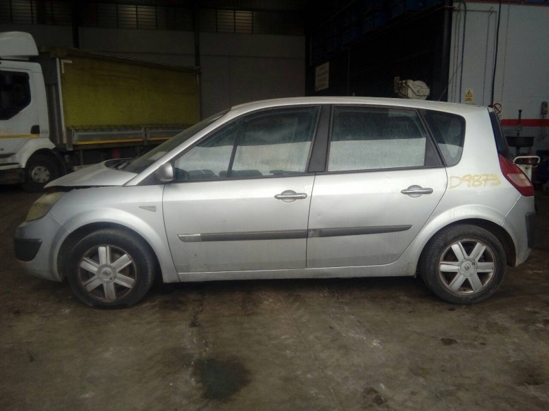renault scenic ii del año 2005