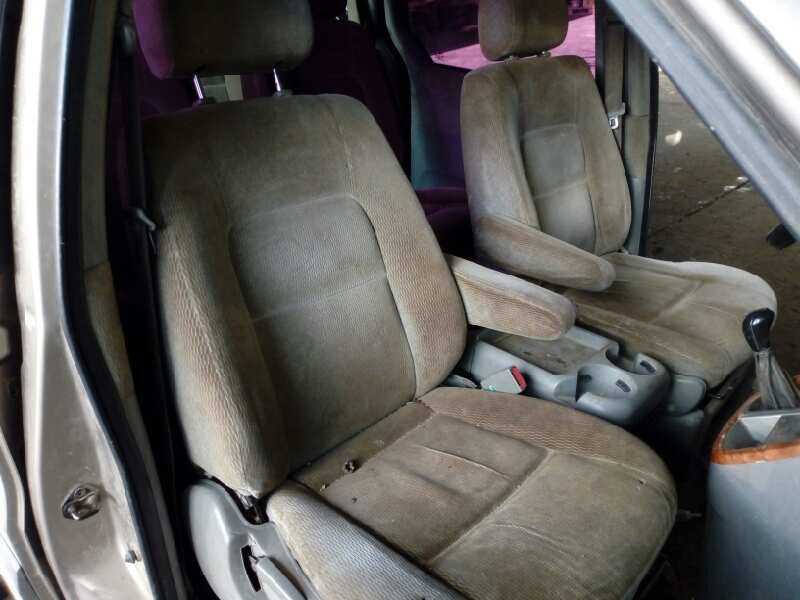 kia carnival ii del año 2004