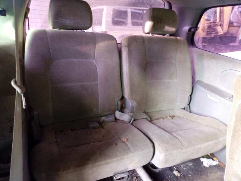 kia carnival ii del año 2004