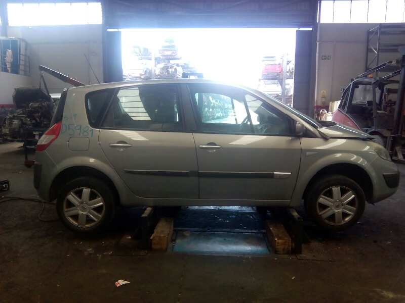 renault scenic ii del año 2005