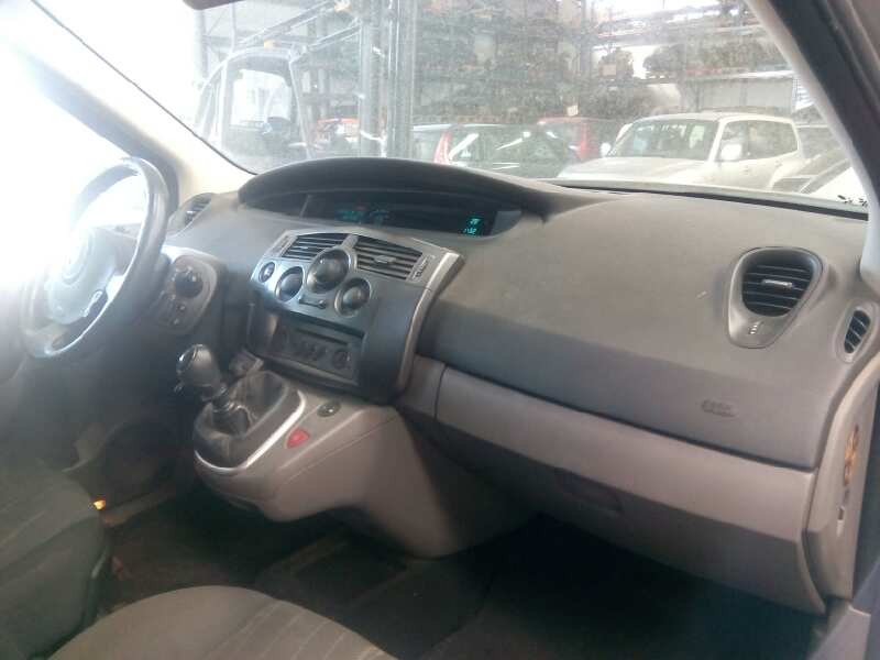 renault scenic ii del año 2005