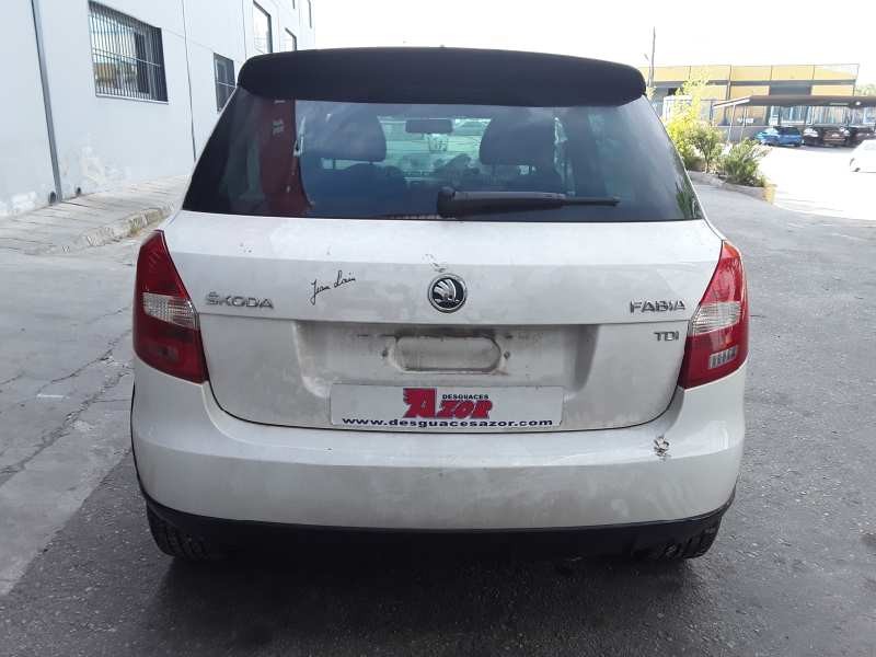 skoda fabia (5j2 ) del año 2013