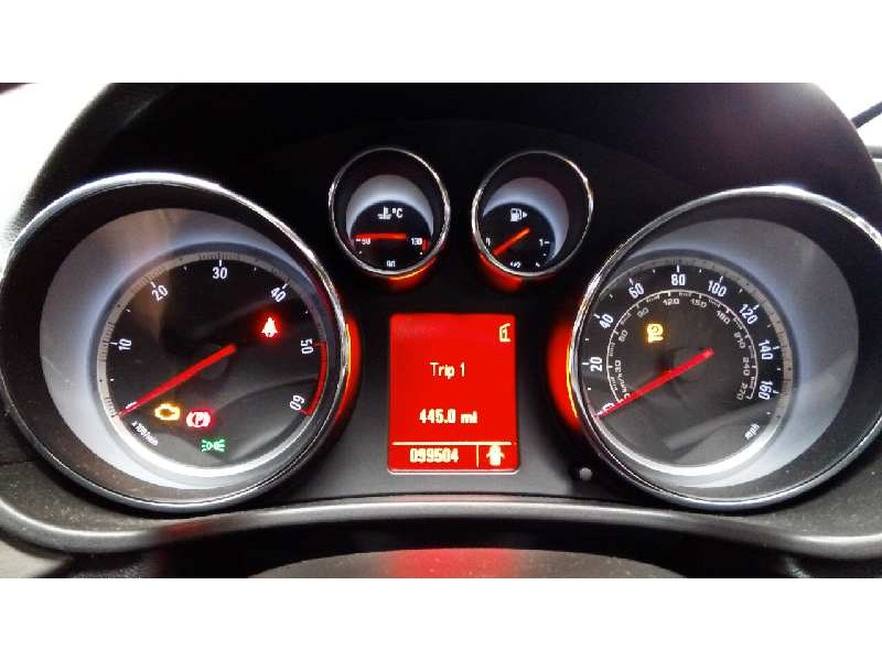 opel insignia berlina del año 2008