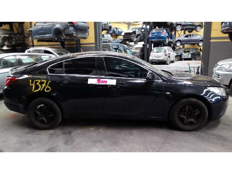 opel insignia berlina del año 2008
