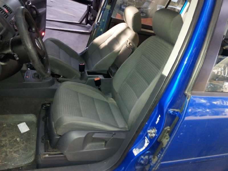 volkswagen touran (1t1) del año 2004