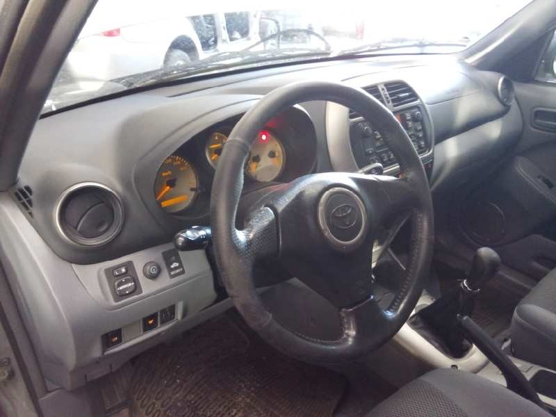 toyota rav 4 (a2) del año 2002