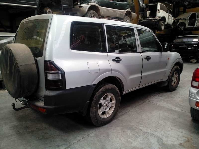 mitsubishi montero (v60/v70) del año 2000