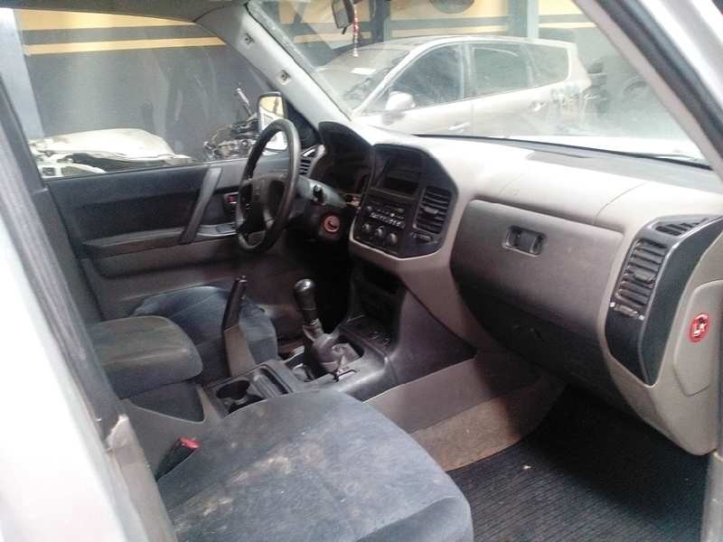 mitsubishi montero (v60/v70) del año 2000