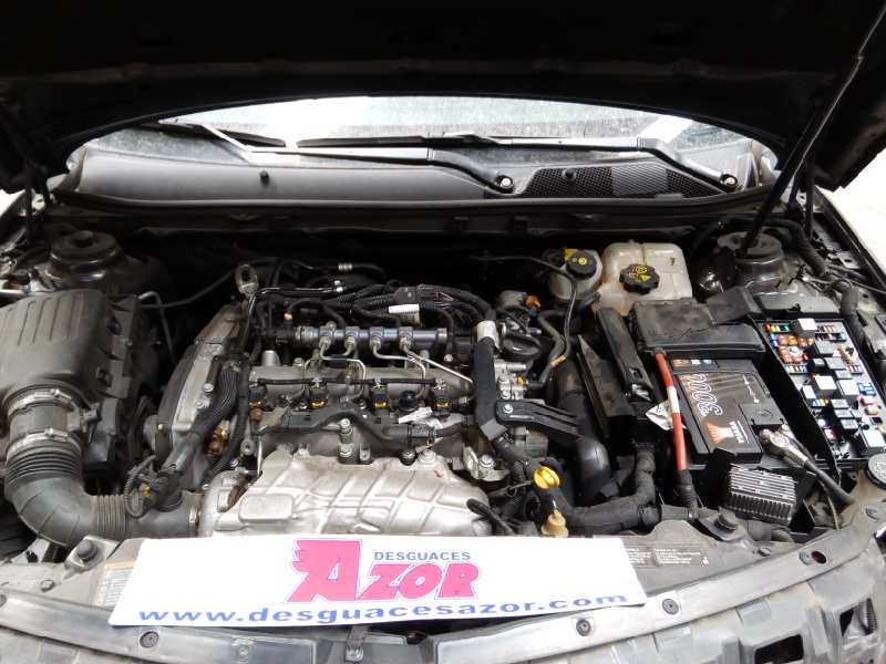 opel insignia berlina del año 2011