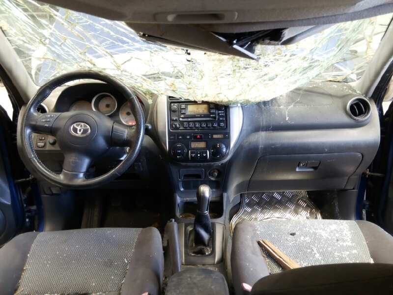 toyota rav 4 (a2) del año 2004