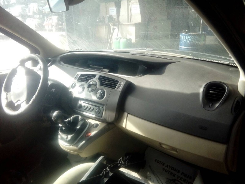 renault scenic ii del año 2003