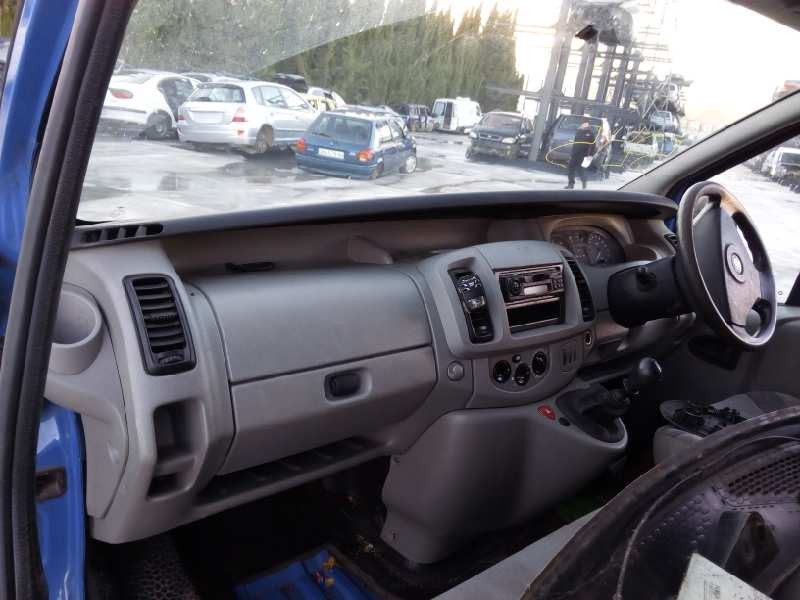 opel vivaro del año 2001