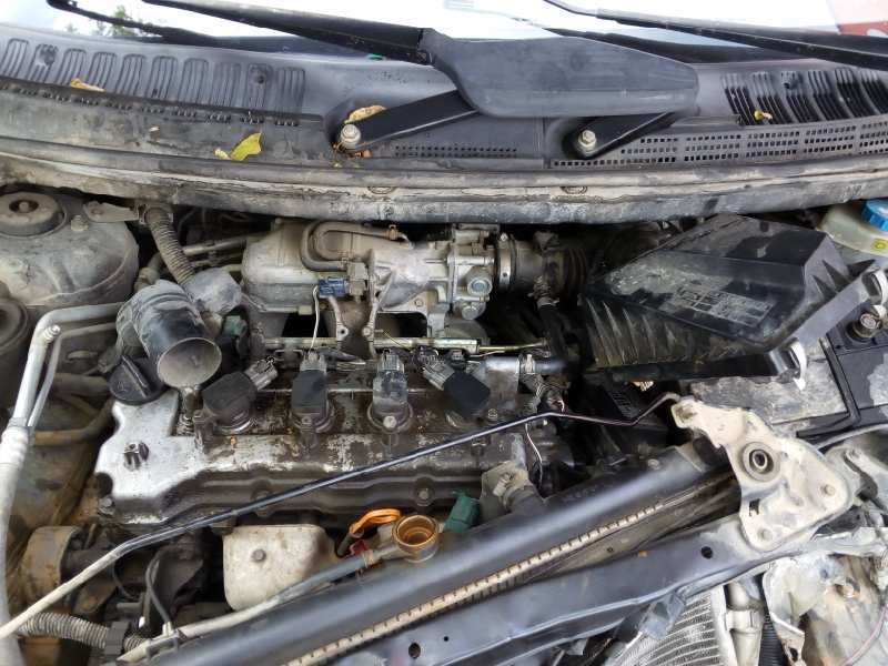 nissan almera tino (v10m) del año 2003