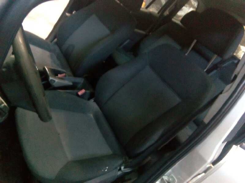opel zafira b del año 2006