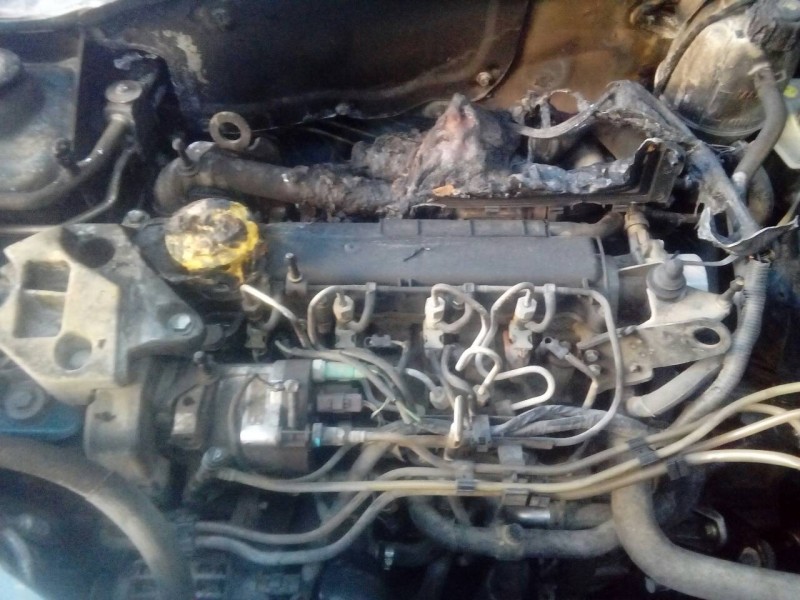 renault clio ii fase ii (b/cb0) del año 2001