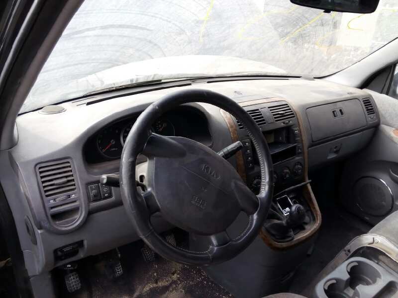 kia carnival ii del año 2002