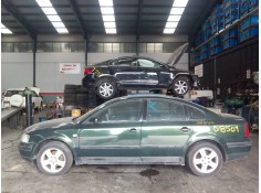 VOLKSWAGEN PASSAT BERLINA (3B2)