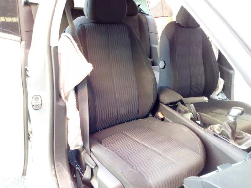 peugeot 308 del año 2014