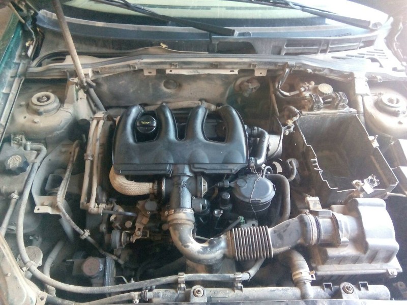 citroën xsara berlina del año 2001
