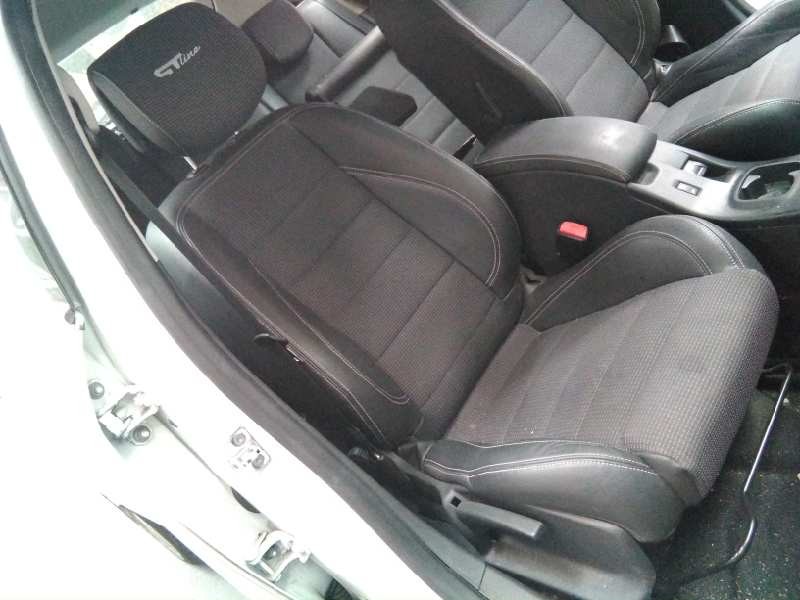 renault megane iii berlina 5 p del año 2012