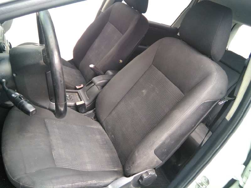 mercedes-benz clase a (w169) del año 2009