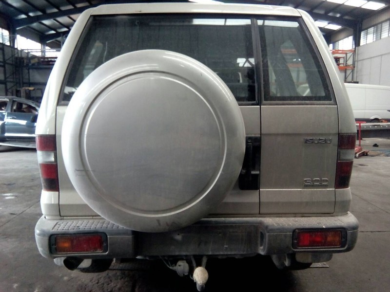isuzu trooper del año 2000