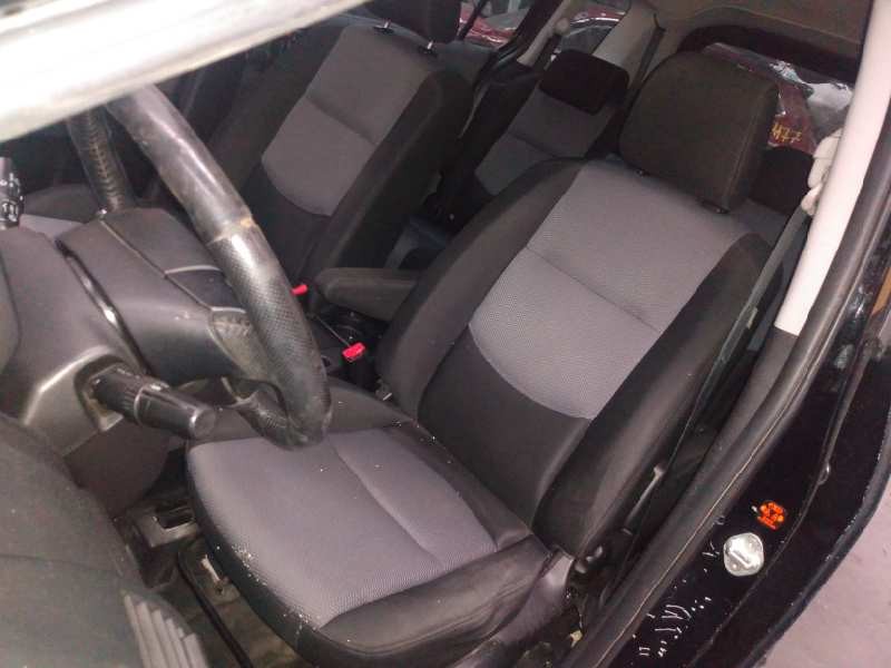 mazda 5 berl. (cr) del año 2005