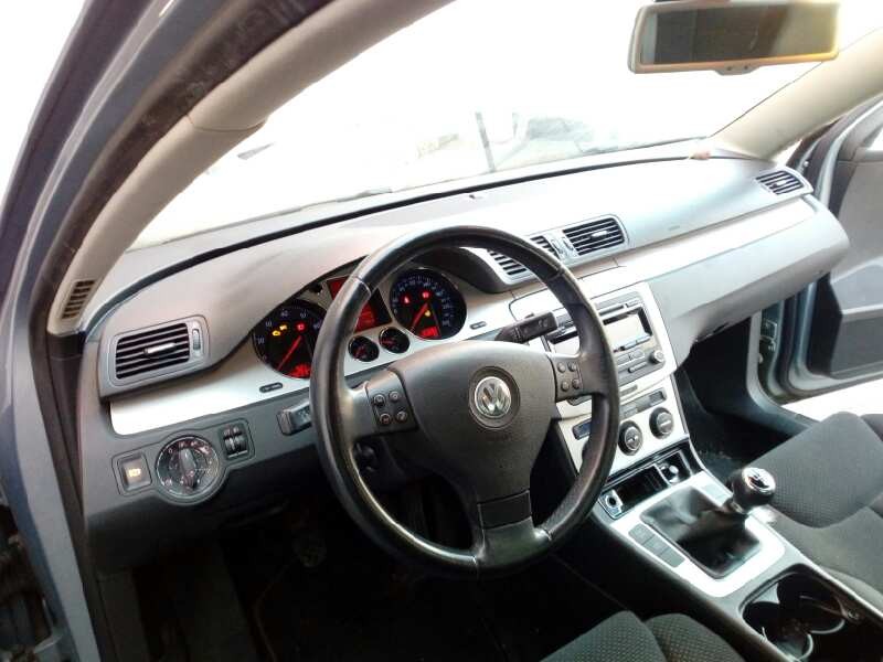 volkswagen passat berlina (3c2) del año 2009
