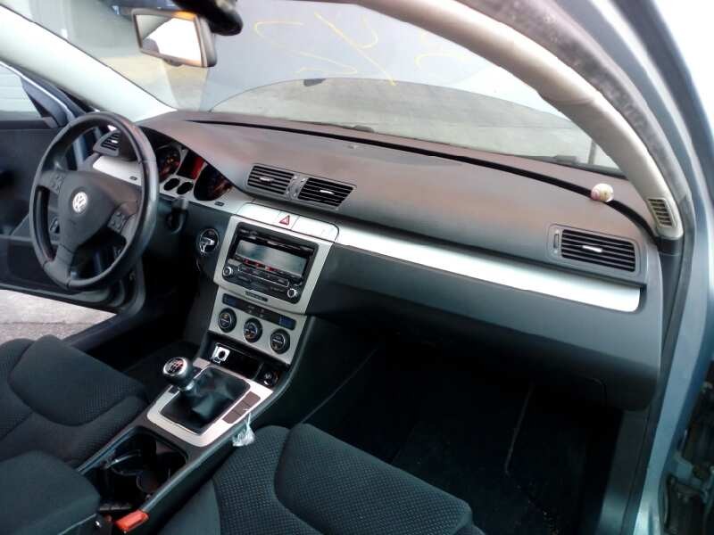 volkswagen passat berlina (3c2) del año 2009