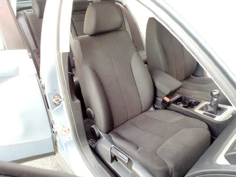 volkswagen passat berlina (3c2) del año 2009