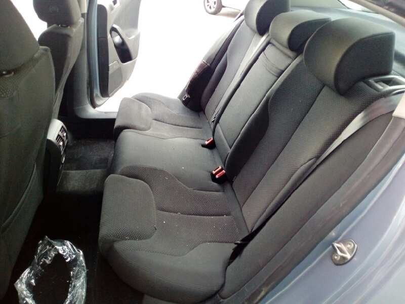 volkswagen passat berlina (3c2) del año 2009