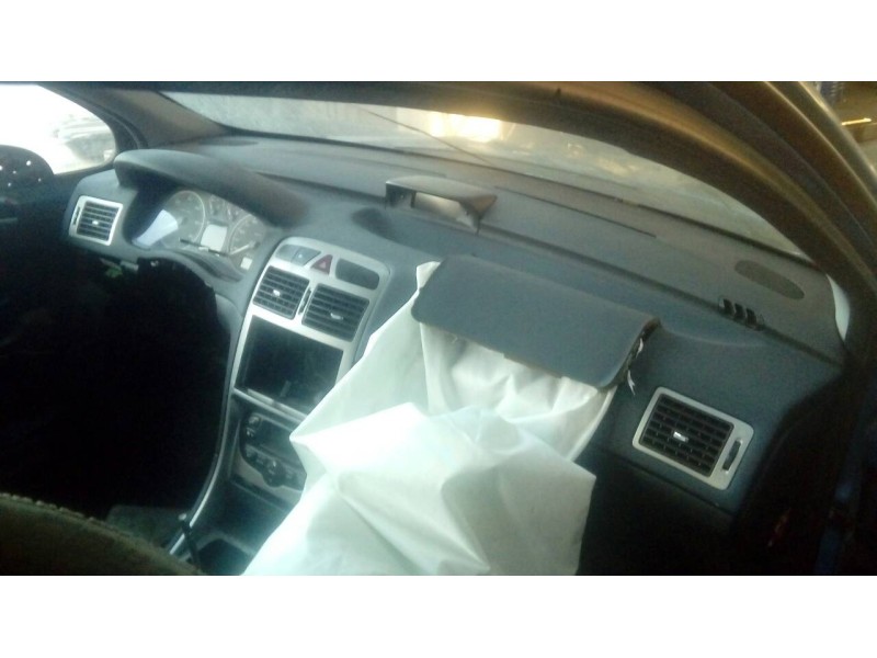 peugeot 307 (s1) del año 2004